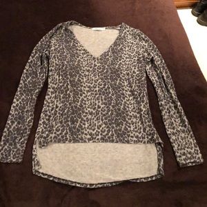 Red Haute High-Low Leopard Print Long Sleeve Shirt